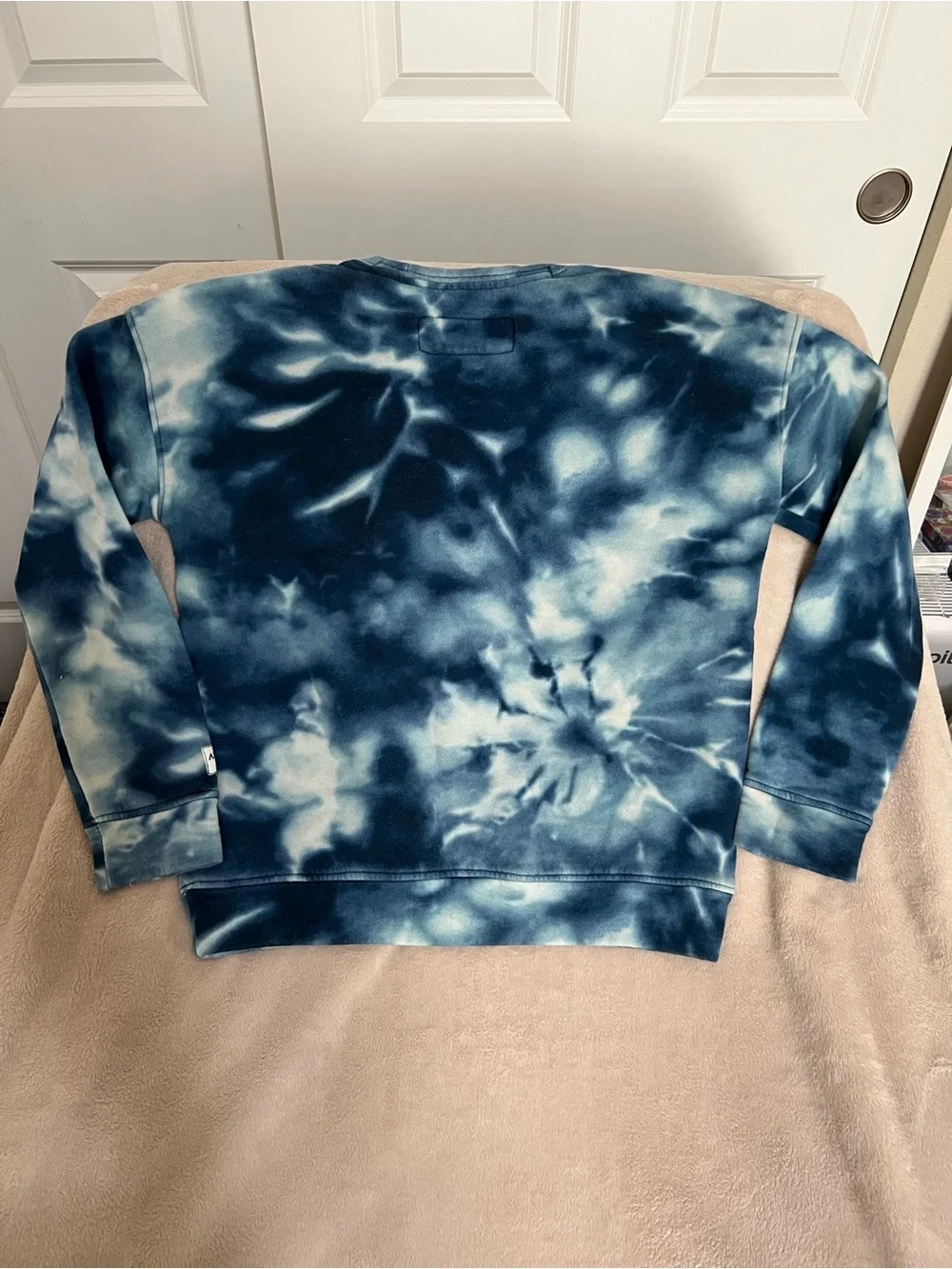 Abercrombie Kids Blue Tie-Dye Sweatshirt & Jogger Set